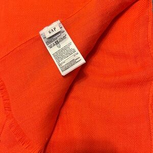 Women Gap🧣in very good condition